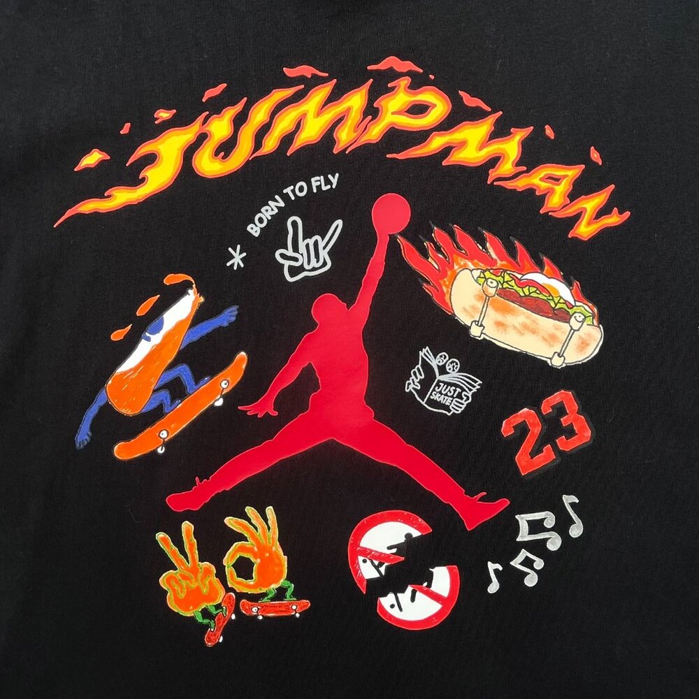 AIR JORDAN FIRE JUMP MAN BORN TO FLY GRAPHIC TEE SHIRT Men’s sz S Oversized Fit